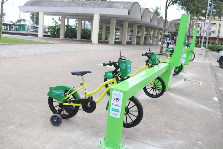 Bike Santos transforma as férias em convite para pedalar e aproveitar a Cidade